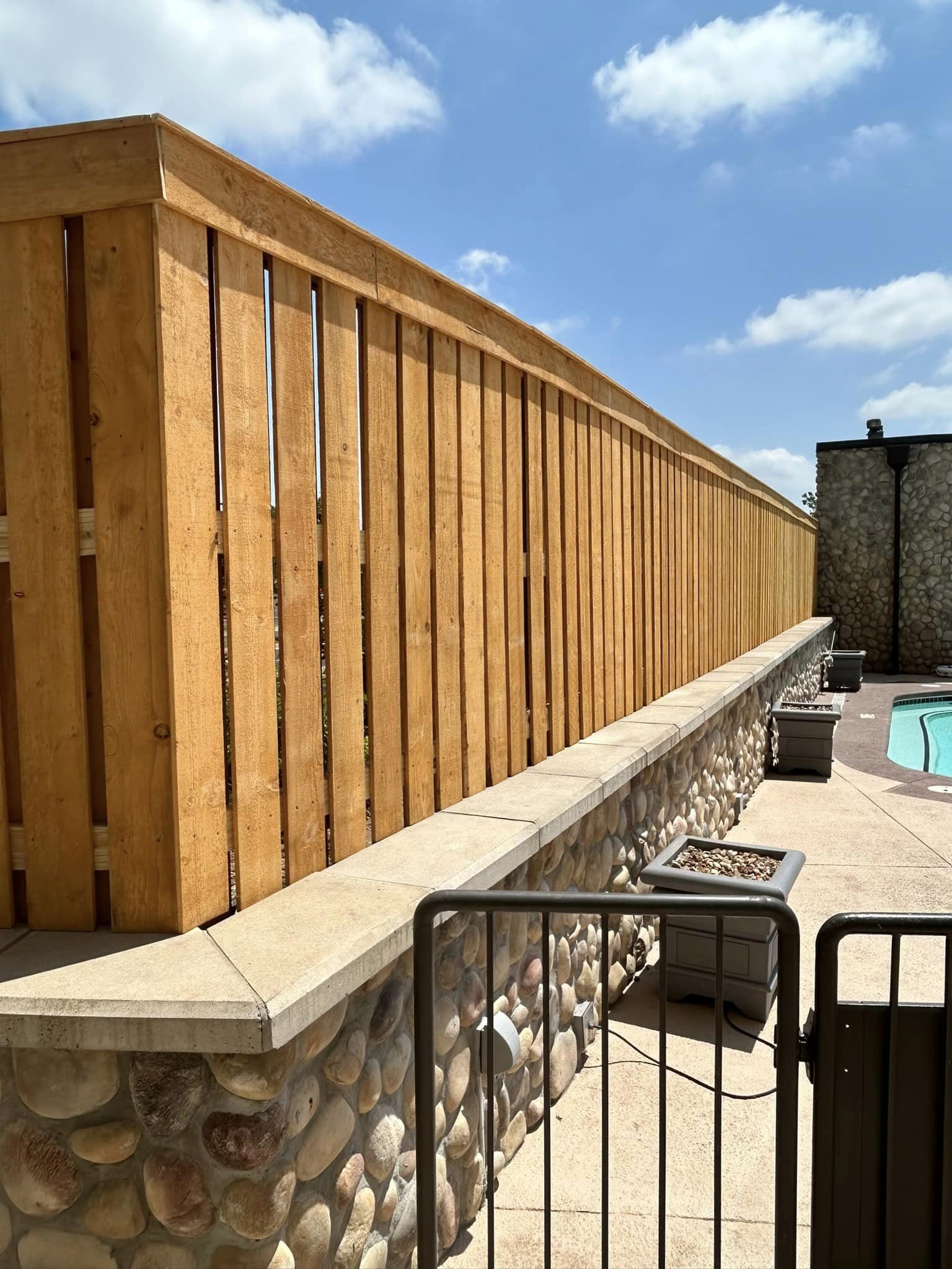 Aluminum Fence Installers